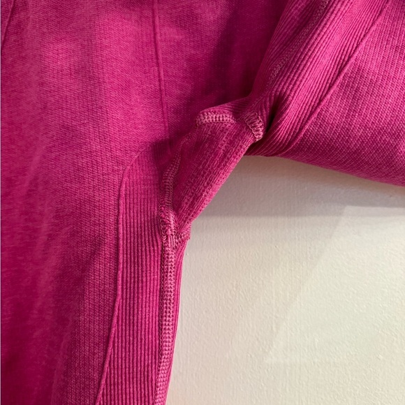 Lululemon In The Flow Crop II Heathered Raspberry - Picture 5 of 12